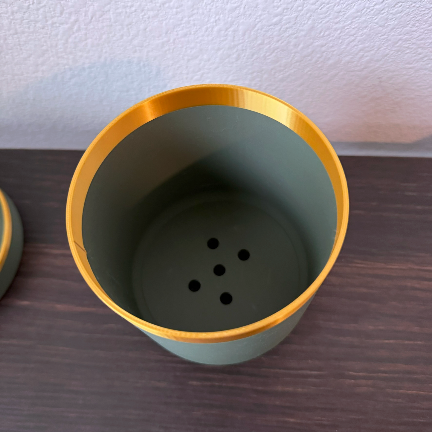 Modern Green and Gold Planter with Drip Tray - Bold Colors - Plant pot with tray - Planter with feet - Gold accents