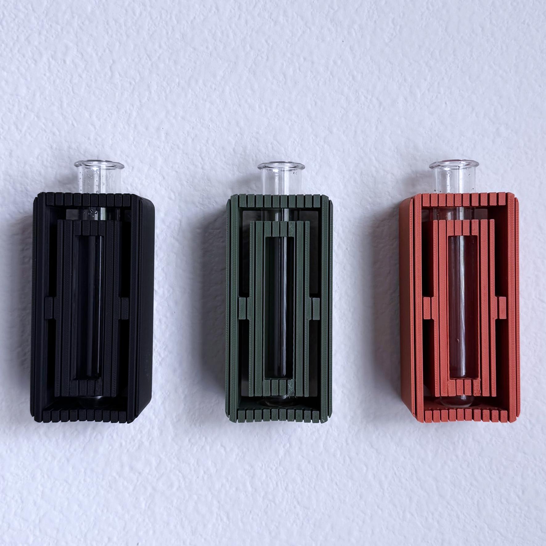Ribbed wall  propagation vase and flower vase: Test Tube Wall Planter