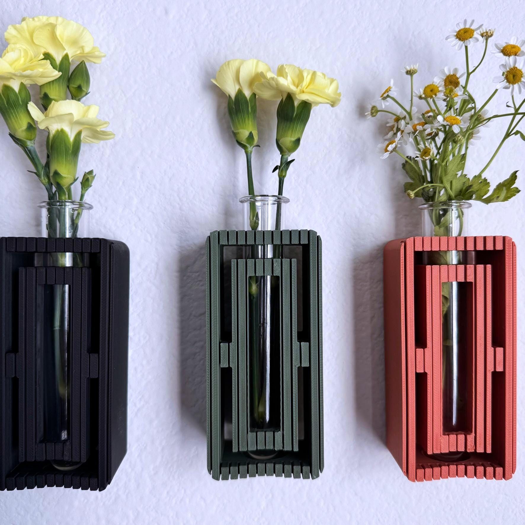 Ribbed wall  propagation vase and flower vase: Test Tube Wall Planter