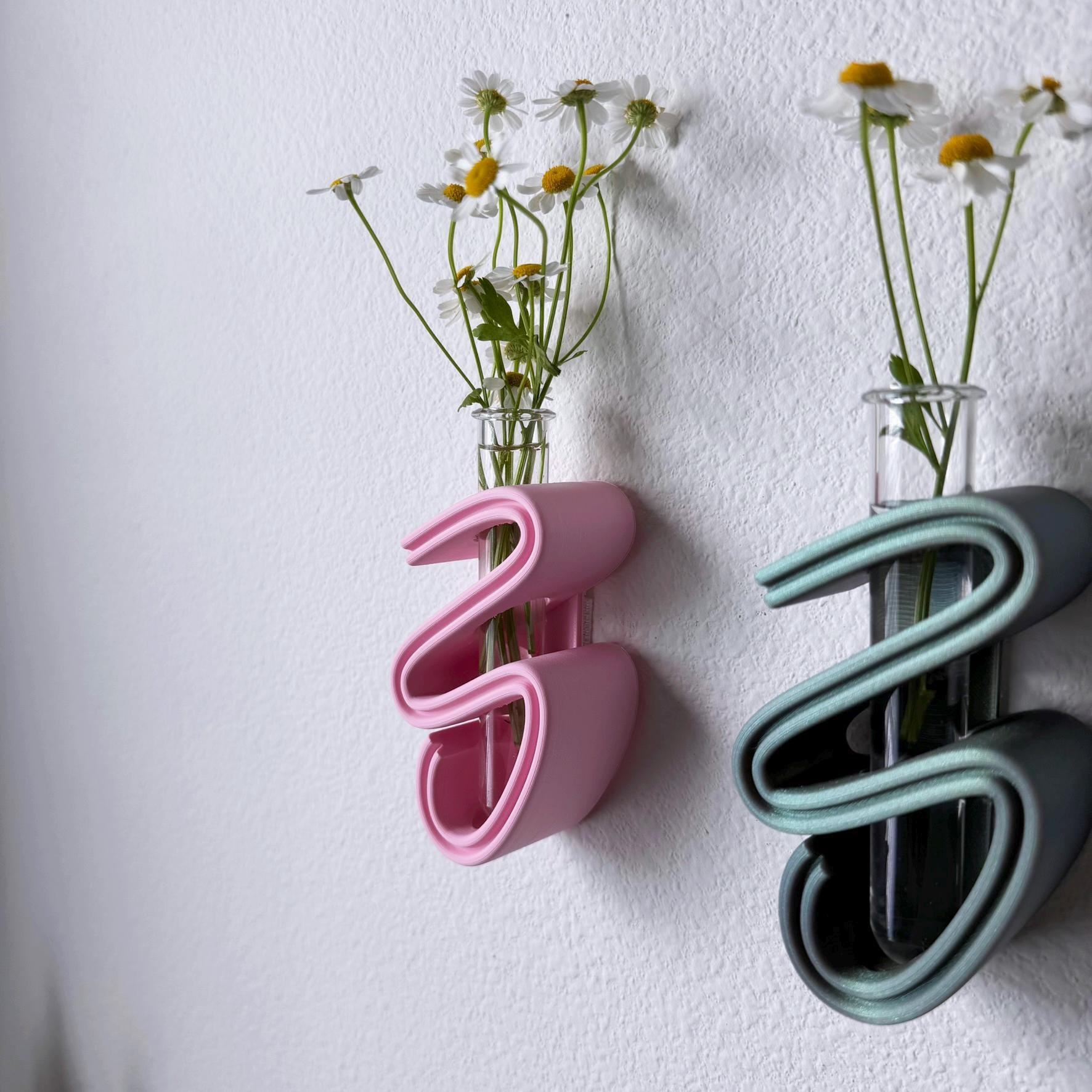 Unique Wall Vase for Propagation and flowers - Wall mounted flower vase - Wall decor - Wall propagation station test tube planter indoor use