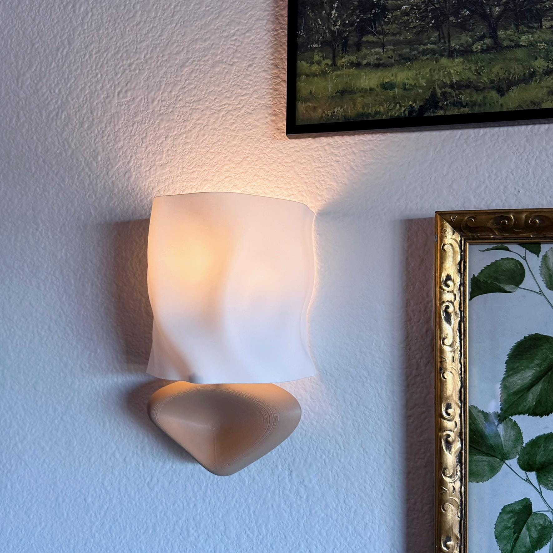 Modern Folded Wireless Wall Sconce - Battery Powered Wall Light - mood lamp
