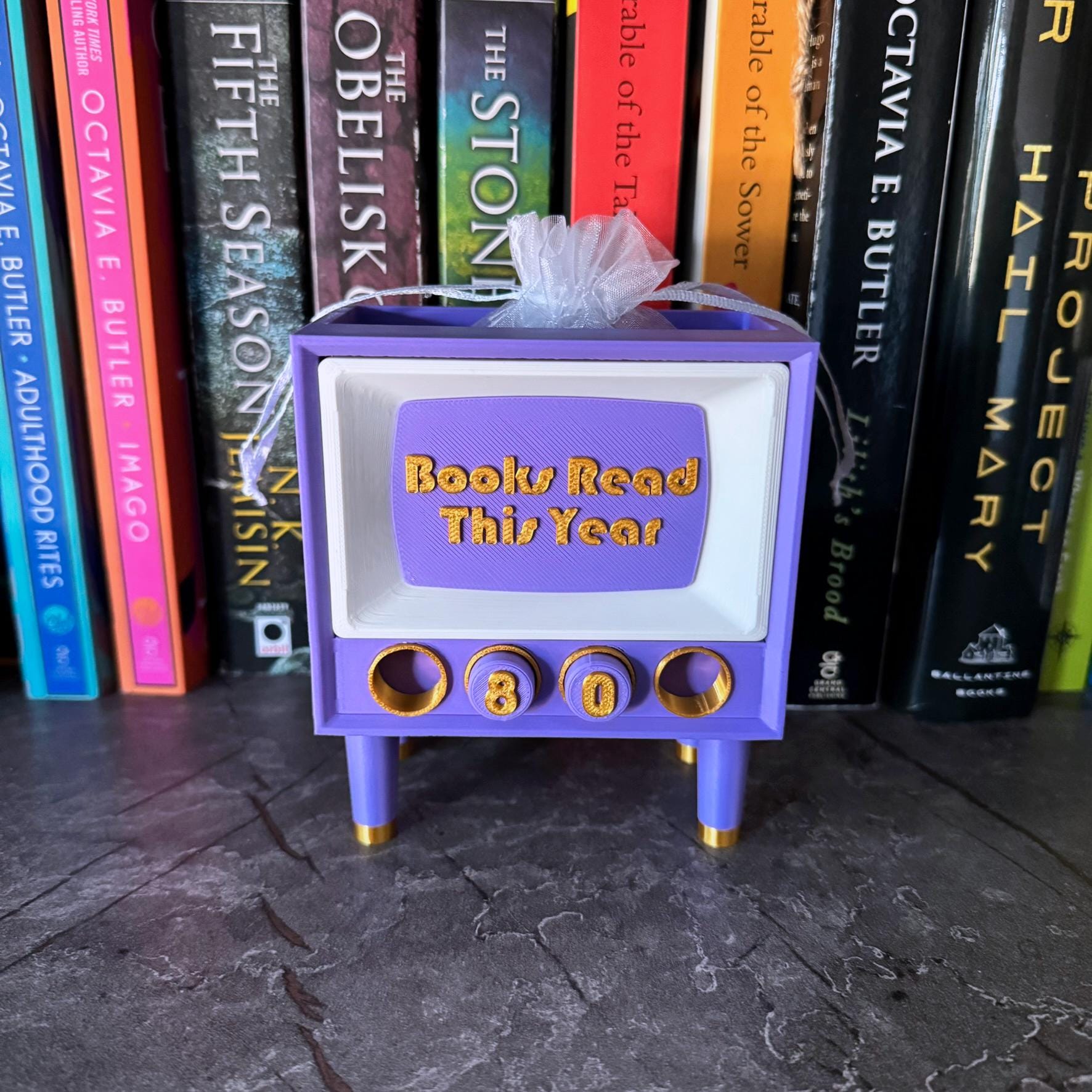 Books Read This Year Counter & Bookmark Holder | Custom Color Reading Tracker | Retro TV Bookish Decor