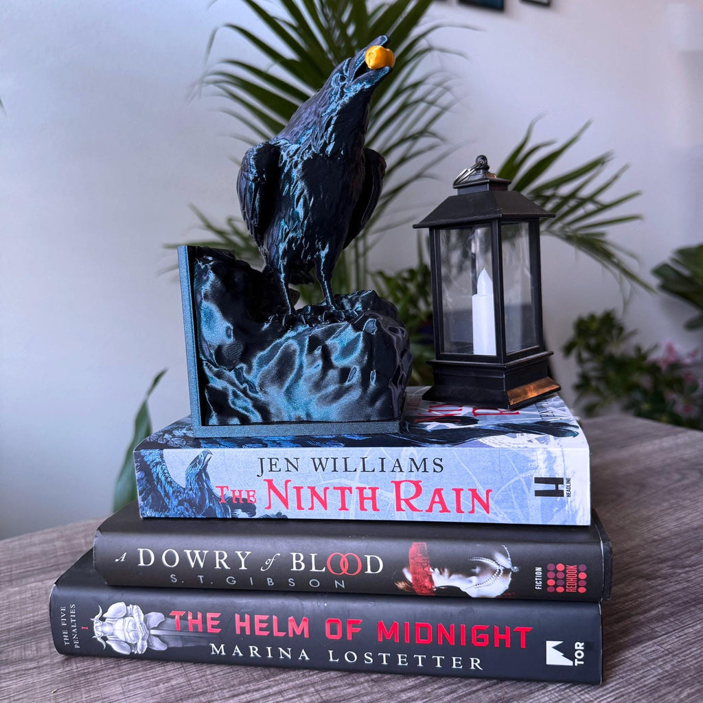 Raven bookend - unique black dark academia crow bookend - novelty bookend - single bookend - Unique simmering black bookend with gold accent