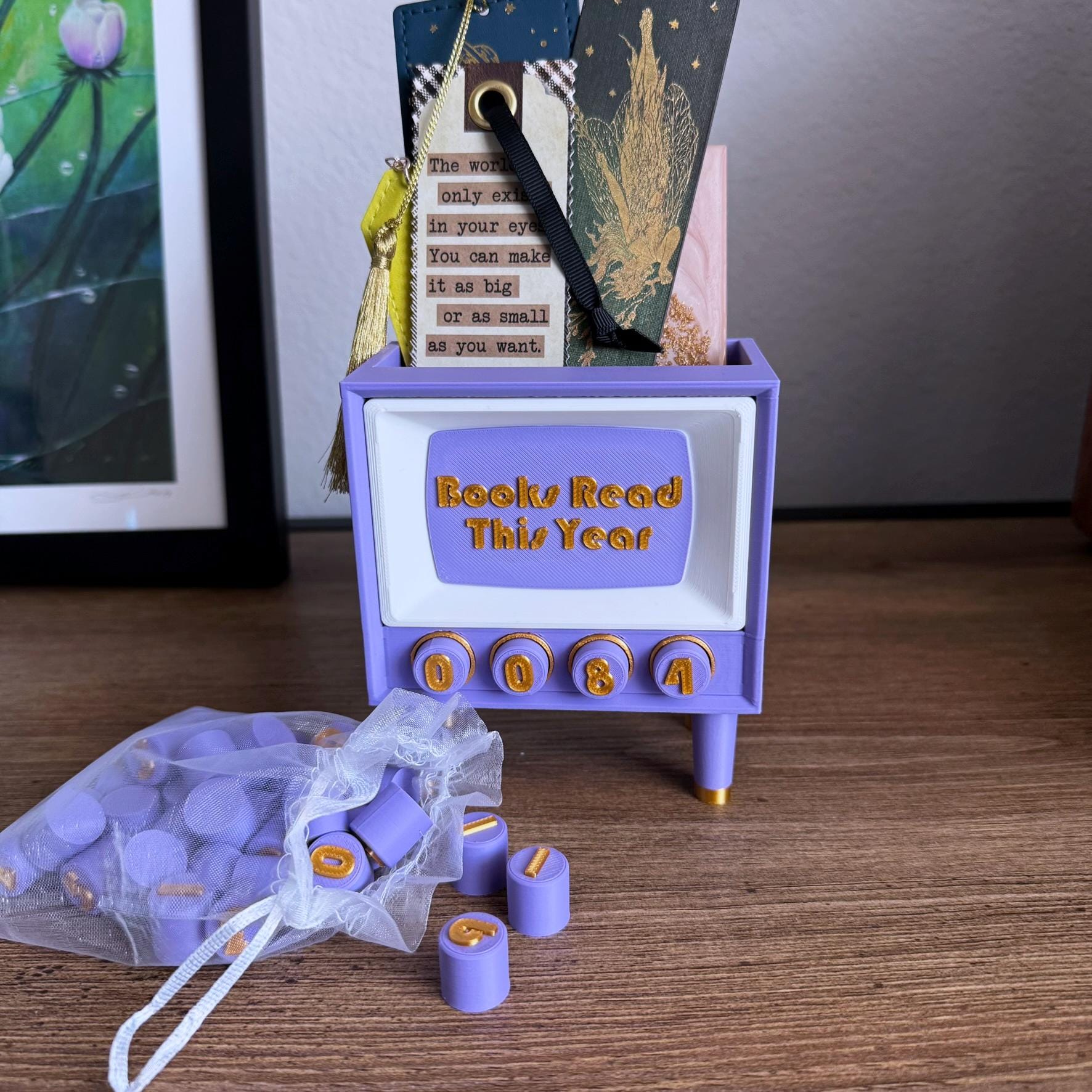 Books Read This Year Counter & Bookmark Holder | Custom Color Reading Tracker | Retro TV Bookish Decor