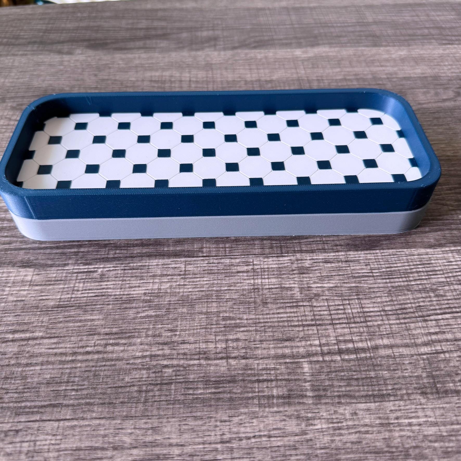 rounded rectangle trinket tray for key, jewelry, glasses, small items - desk organization - customizable